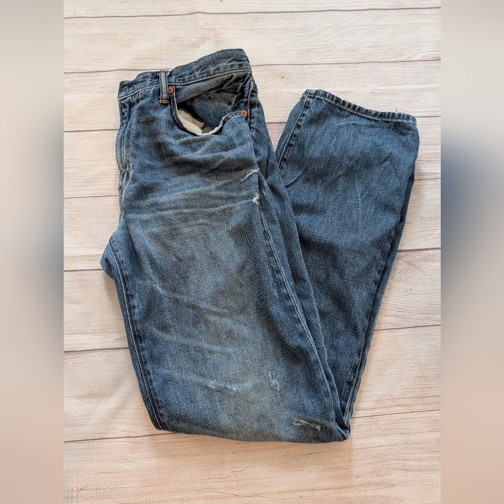 Gap 1969 Men's Straight Leg Distressed Jeans. Size 34/34